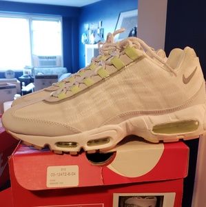 Nike airmax 95 PRM Tape glow in the dark